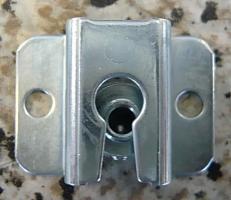 Artikelbild 2 des Artikels “Spannbock Nr. 2 für 25 mm Jalousien – Metall mit Seilklemmschraube “