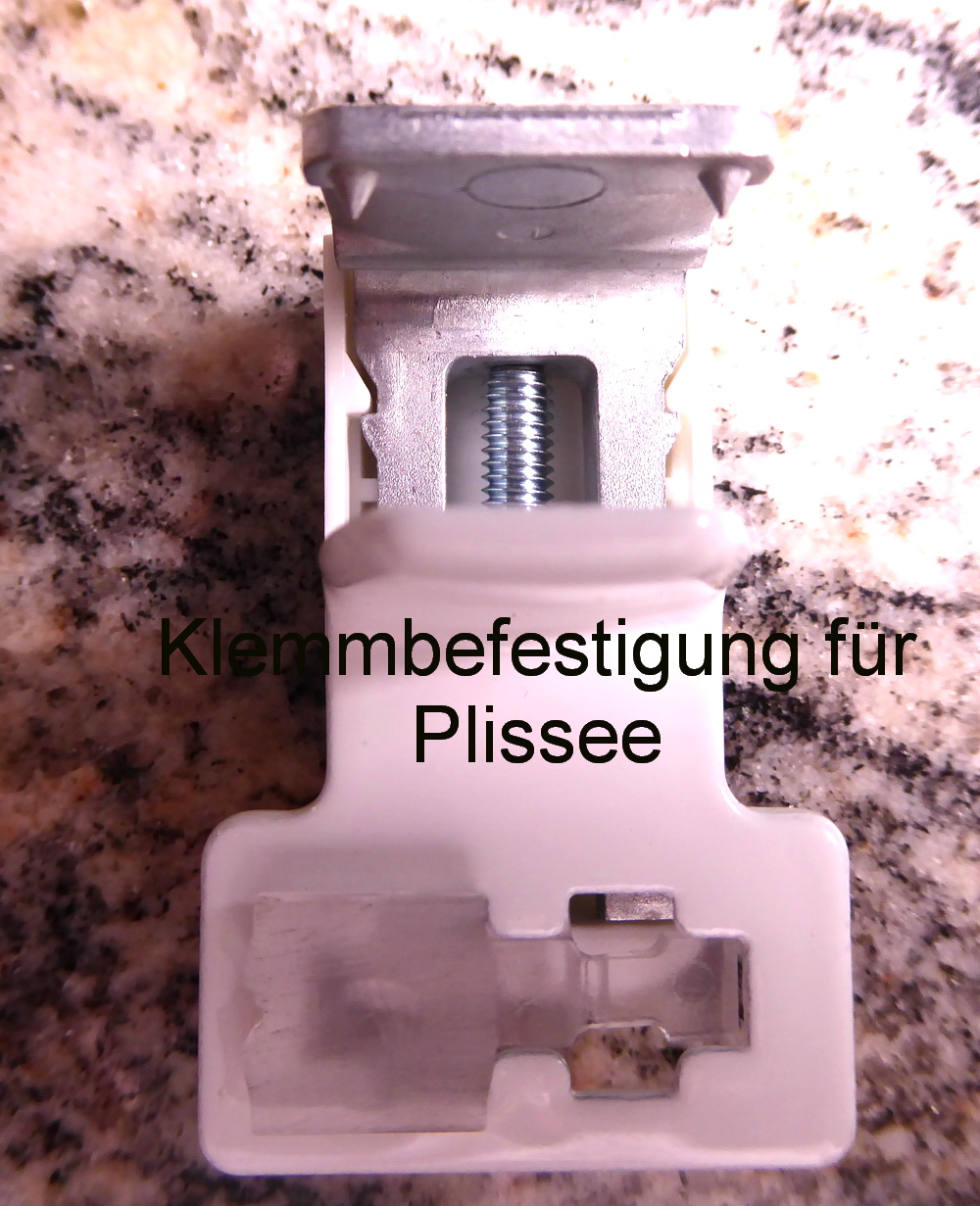 Artikelbild 4 des Artikels “Klemmbefestigung für Premium Plissee ohne Bohren “